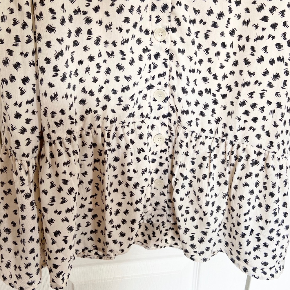 Grace and Lace dot dress - Picture 3 of 5